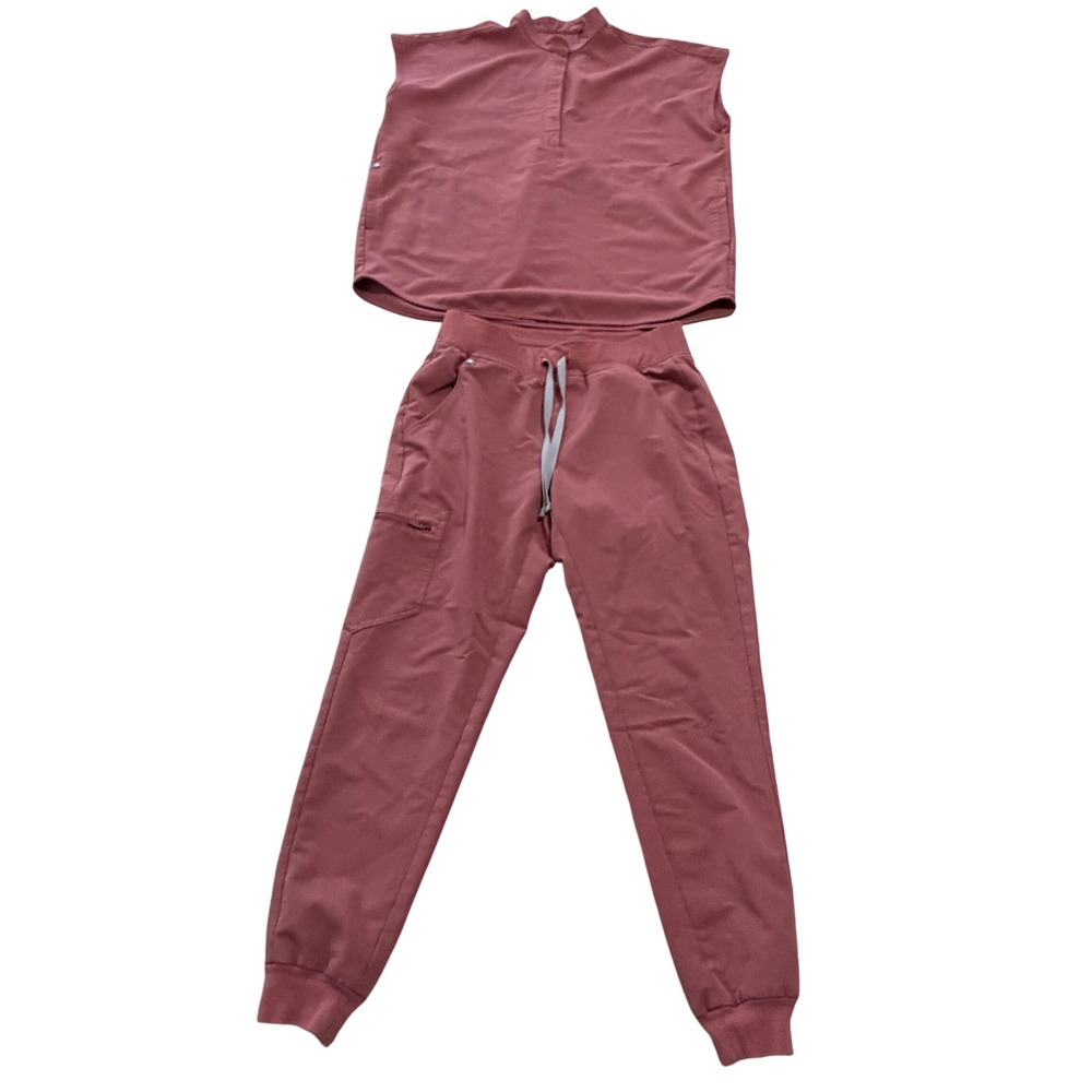 FIGS Scrub Set in Muave Rafaela Top sz S Zamora Joggers sz S Nurse Workwear